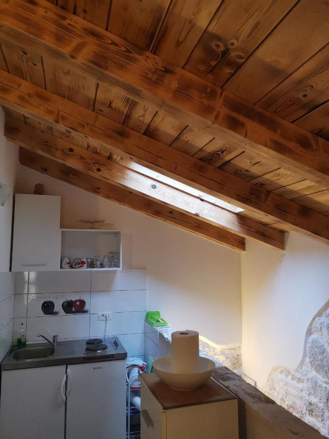 Apartment Beatrice. 10Mt To The Beach :) Rovinj Luaran gambar